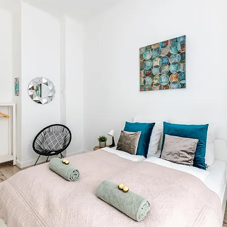 Danubegreen Bright Two Bedroom Near Margaret Island *