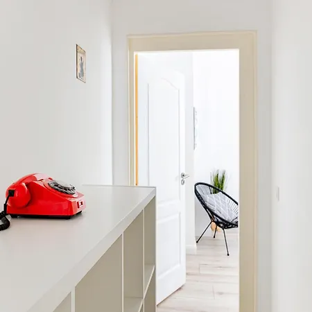 Danubegreen Bright Two Bedroom Near Margaret Island * Budapest
